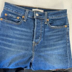 Levi’s Wedgie Skinny Jeans size 28 Black High-Waisted Jeans